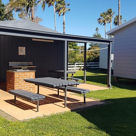 Surfrider Caravan Park Barrack Point Dış mekan fotoğraf